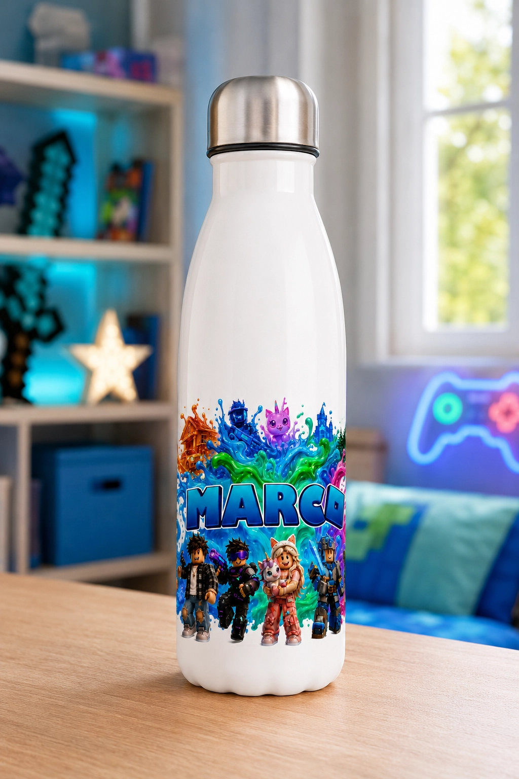 Botella de acero inoxidable de 750 ml personalizada con el nombre Marco y diseño fanart inspirado en Roblox.